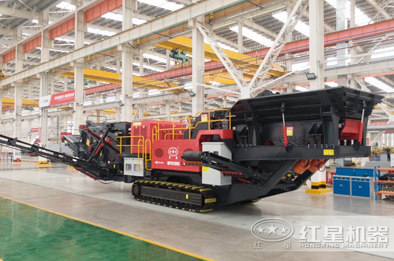 反击式移动矿石破碎机图片 反击式移动矿石破碎机图片